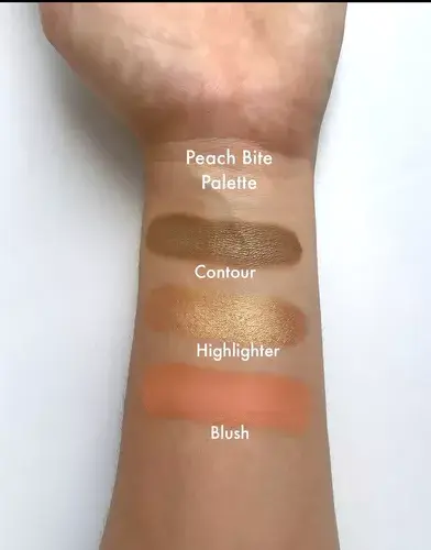 پالت 3 در 1 رژگونه هایلایتر کانتور فارماسی - Image 3